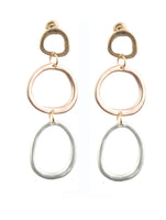 HAMMERED 3 RING EARRING